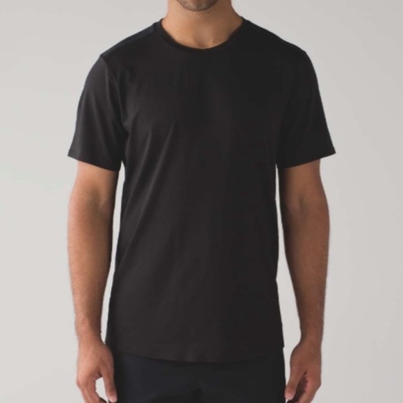Lululemon Black Short Sleeve Box Space Size S - Picture 1 of 5